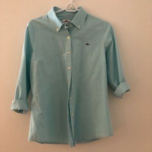 Women’s vineyard vines button down PRICE DROP!⬇️
